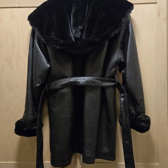 Wilsons Leather Black Fur Trim Jacket - Picture 2 of 6